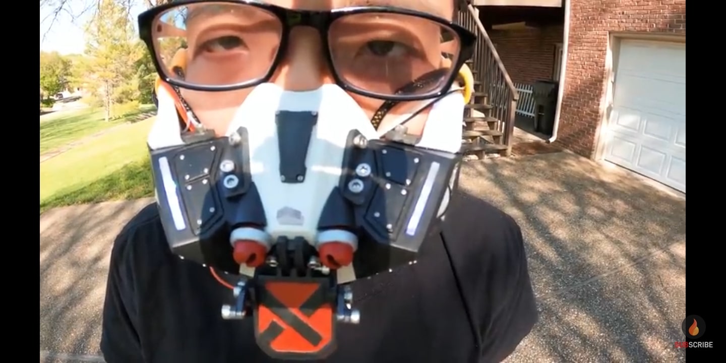 Meet Robotic Face Mask That Opens and Closes Automatically When People Around